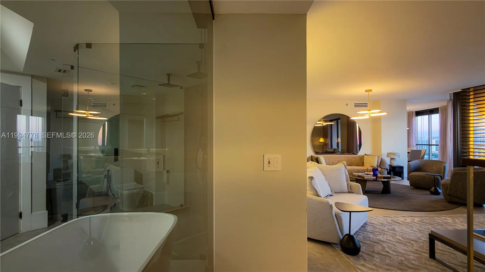 2000 Island Blvd # 2404, Aventura, FL 33160 photo 4