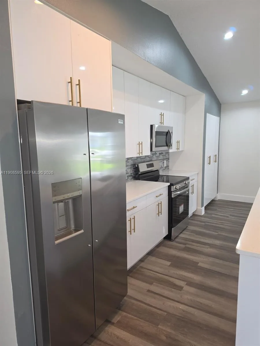 482 NW Marion Ave, Port St. Lucie, FL 34983 — zdjęcie 4