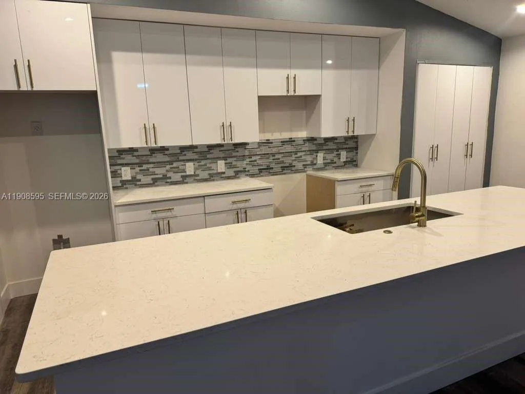 482 NW Marion Ave, Port St. Lucie, FL 34983 photo 7