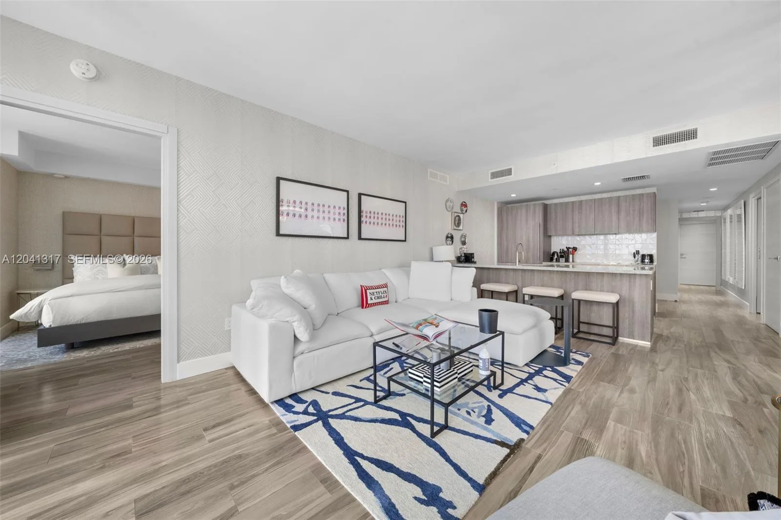 801 S Miami Ave # 1604, Miami, FL 33130 photo 2