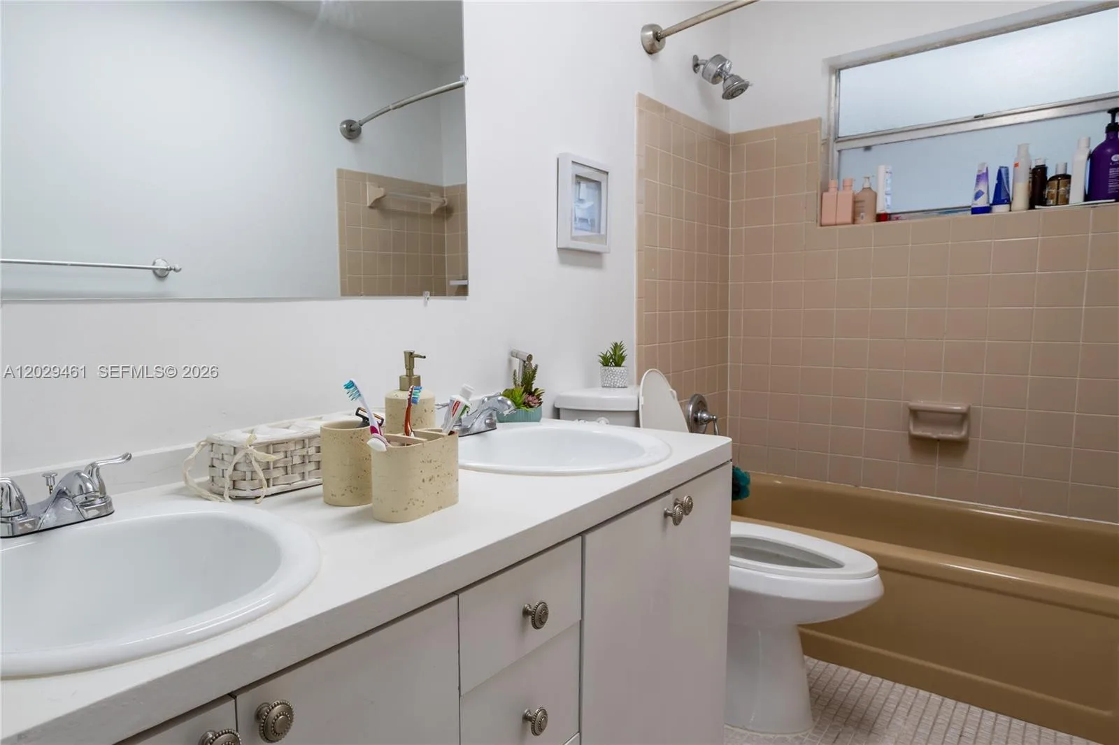 7940 NW 9th St, Margate, FL 33063 photo 12
