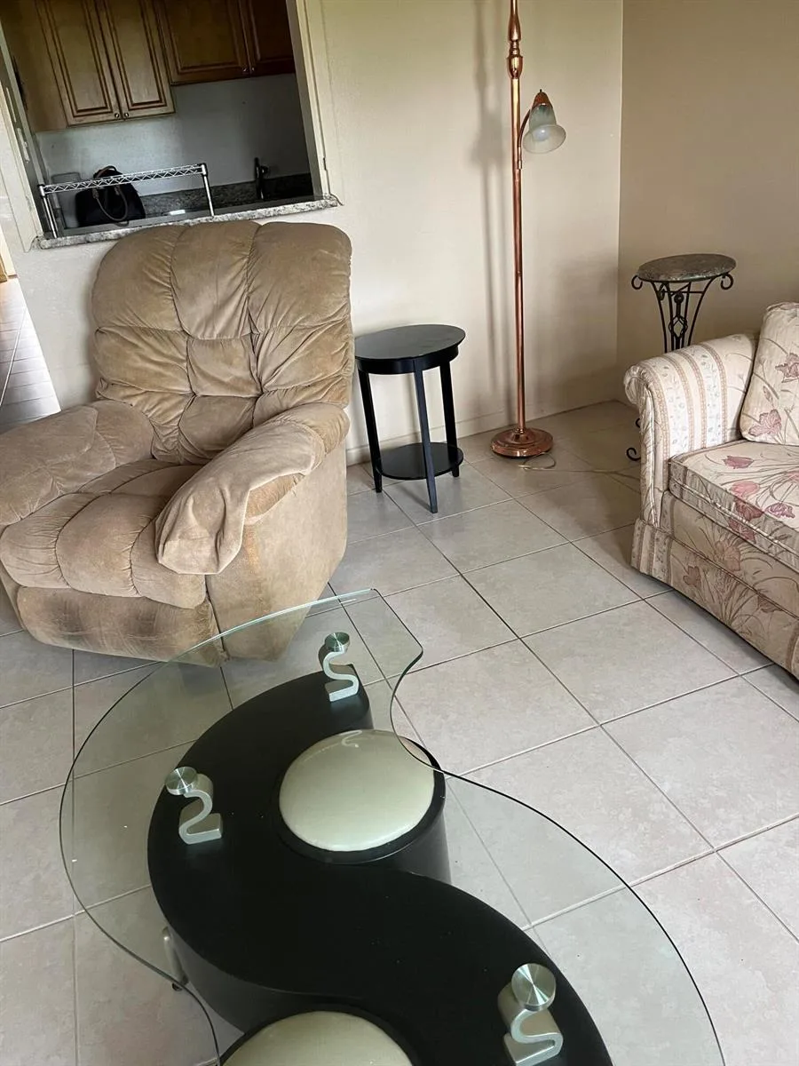 50 Dorchester C, West Palm Beach, FL 33417 photo 6