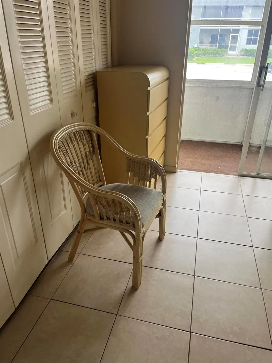 50 Dorchester C, West Palm Beach, FL 33417 photo 7