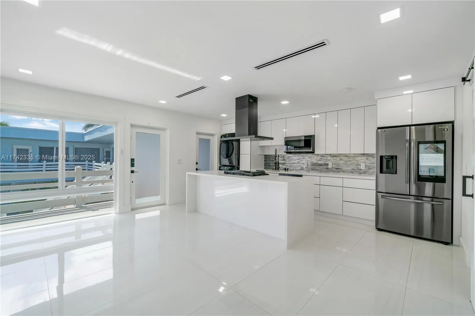 2700 NE 135th St # 32, North Miami, FL 33181 photo 7