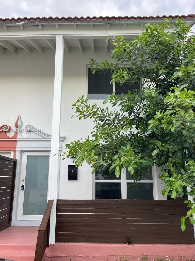 757 85th St, Miami Beach, FL 33141