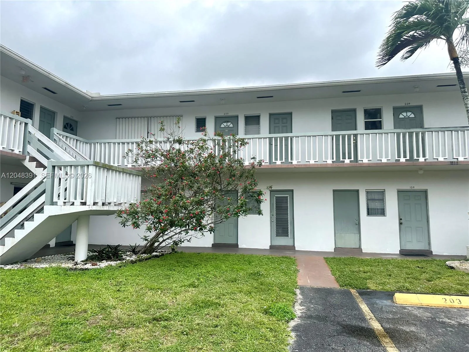 6740 Arbor Dr # 204, Miramar, FL 33023
