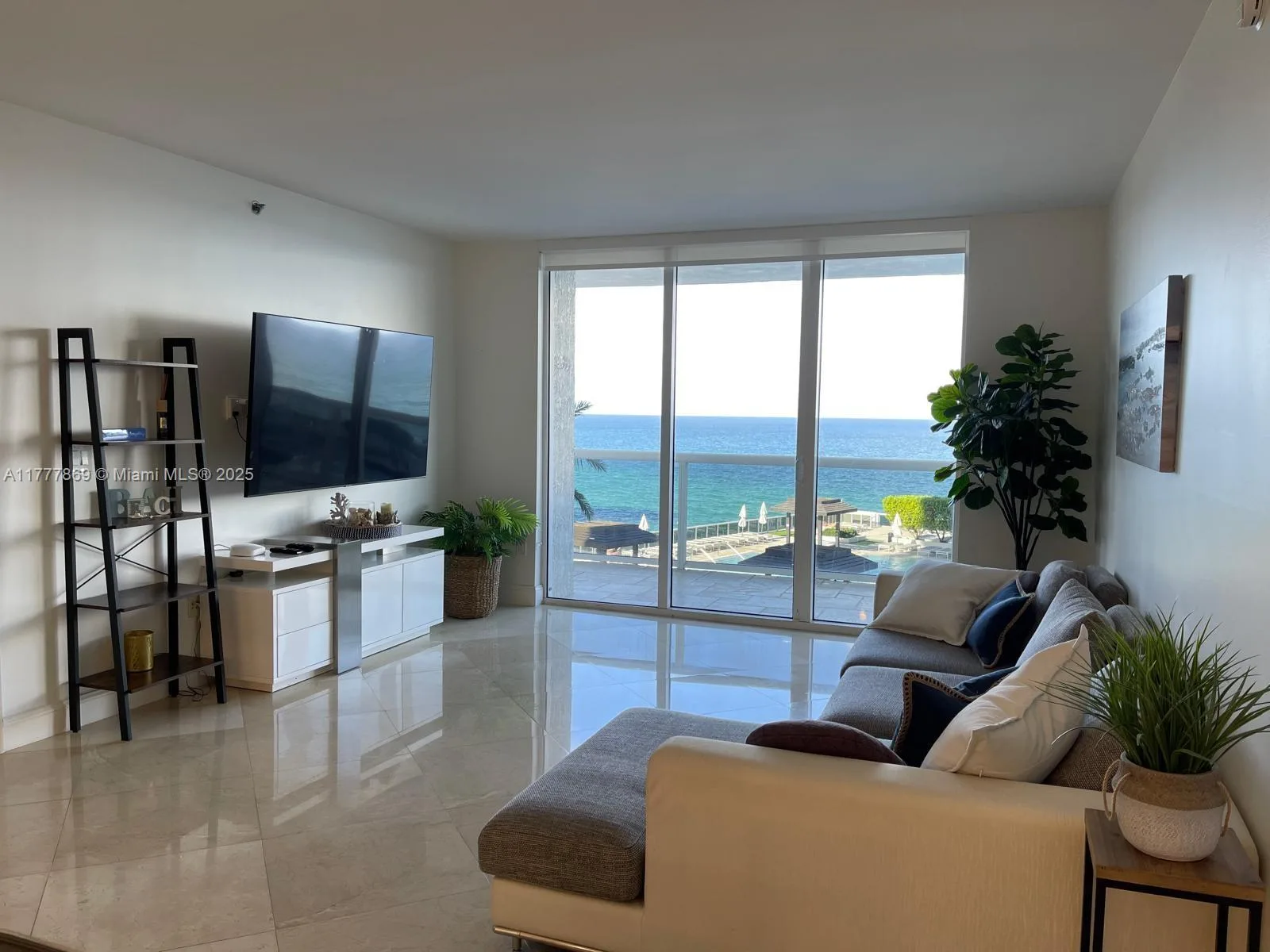 1800 S Ocean Dr # 903, Hallandale Beach, FL 33009
