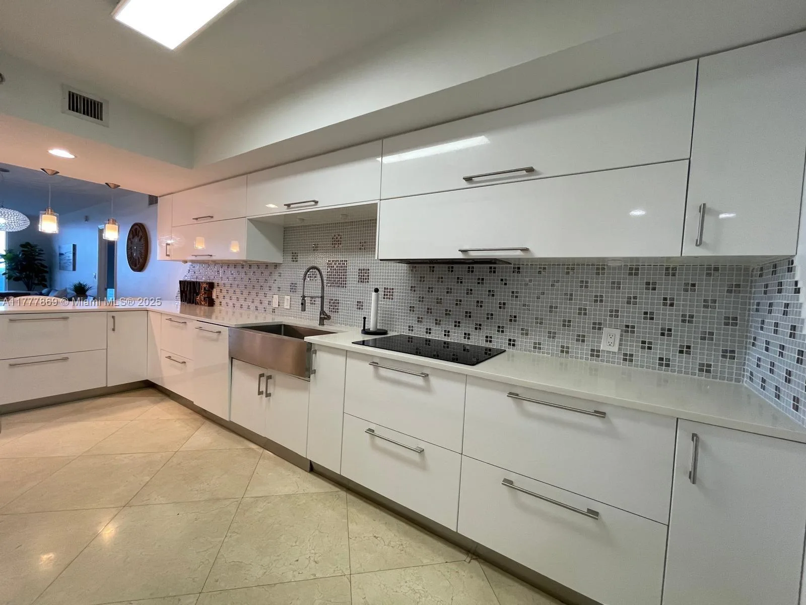1800 S Ocean Dr # 903, Hallandale Beach, FL 33009 photo 4