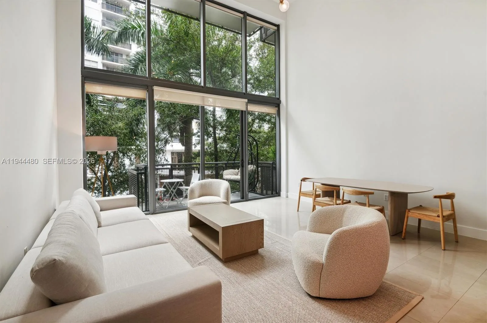 6000 Collins Ave # 307, Miami Beach, FL 33140