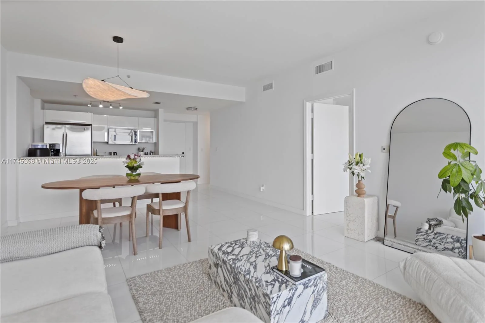 601 NE 36th St # 3011, Miami, FL 33137 photo 13
