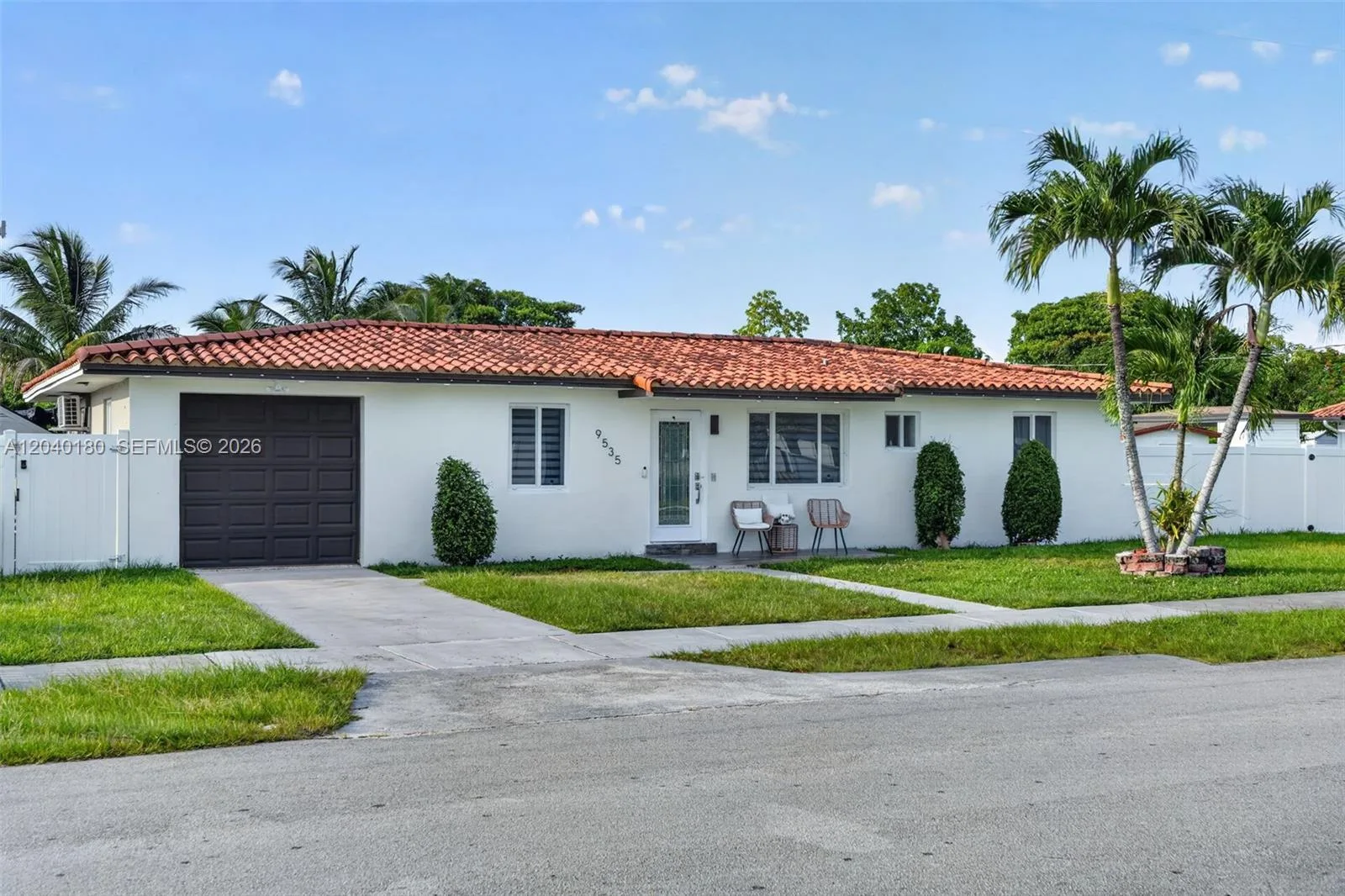 9535 SW 42nd St, Miami, FL 33165 photo 3