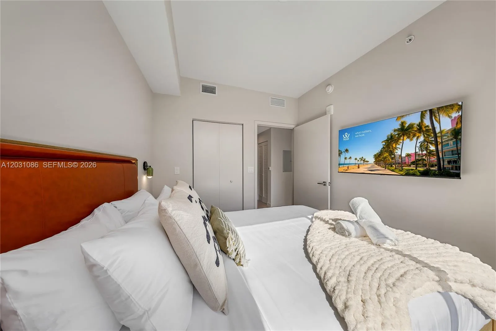 11 NE 6th St # 301, Miami, FL 33132 photo 12