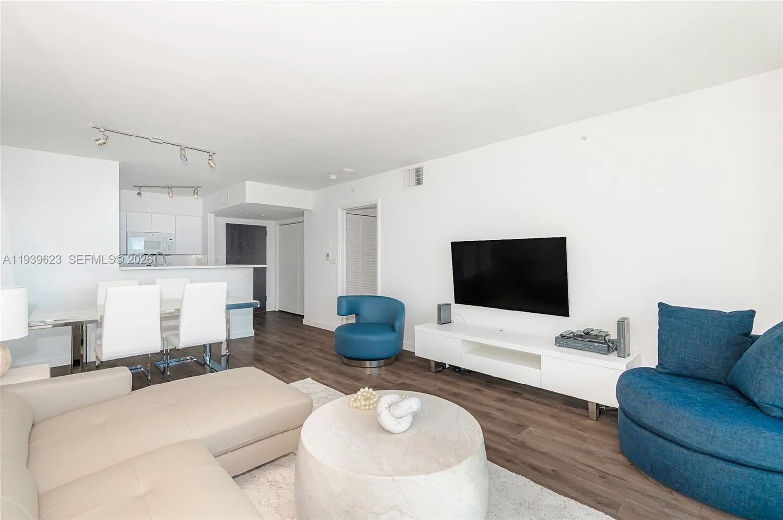 90 Alton Rd # 2008, Miami Beach, FL 33139 photo 11