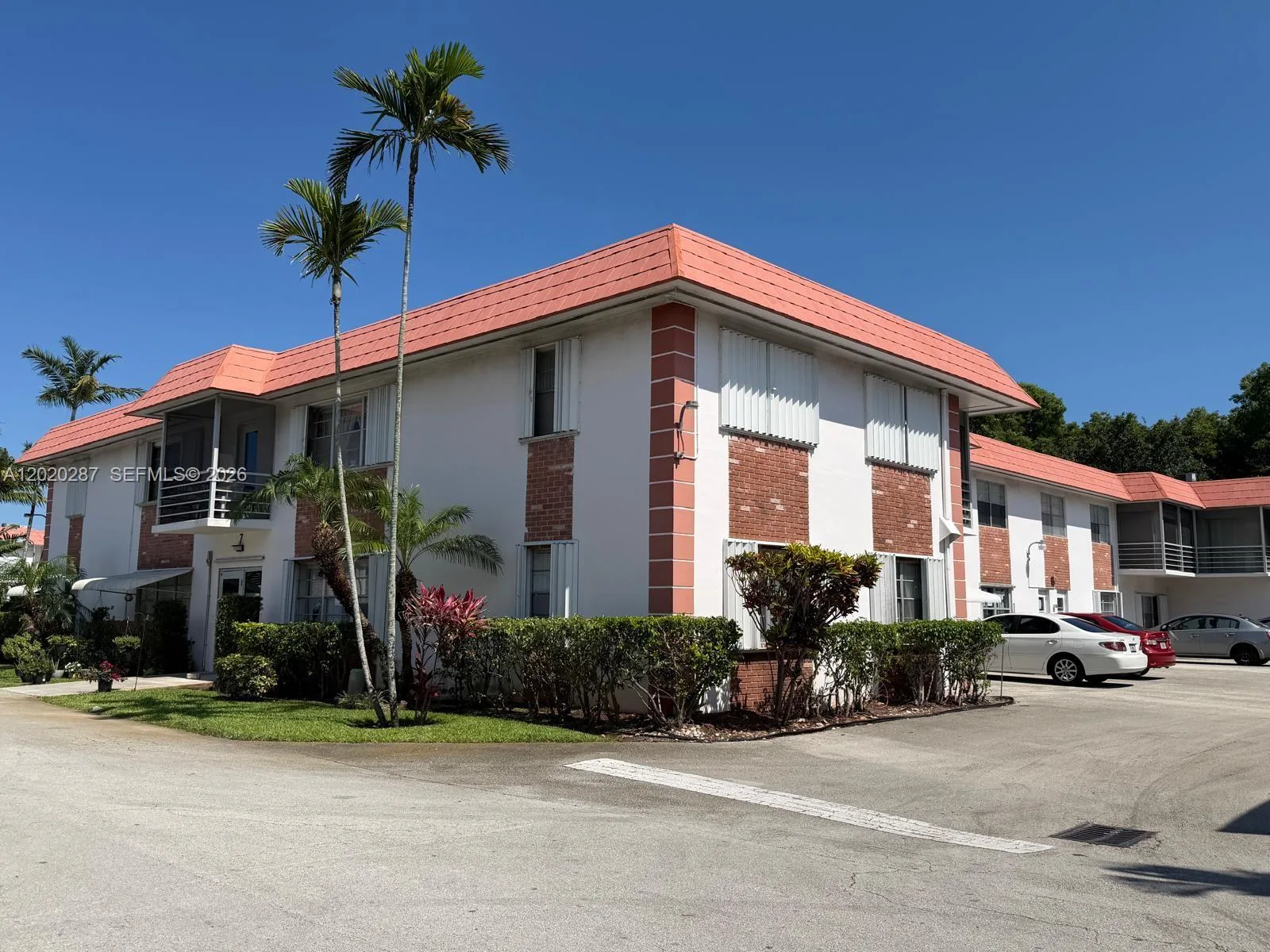 3550 NW 8th Ave # 713, Pompano Beach, FL 33064 photo 2