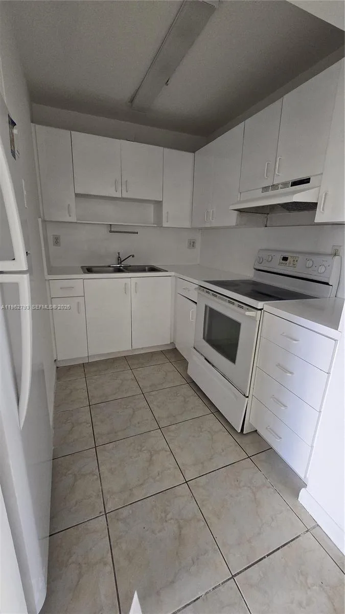 8320 NW 8th St # 2-110, Miami, FL 33126 photo 5