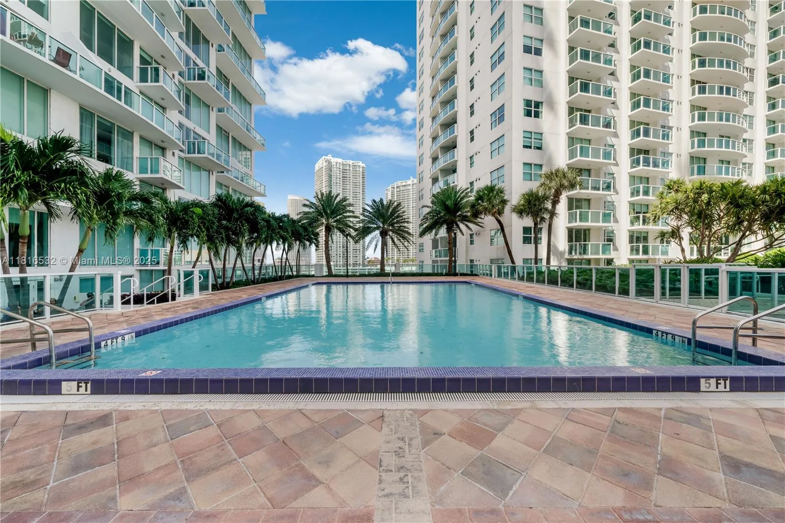 41 SE 5th St # 2107, Miami, FL 33131