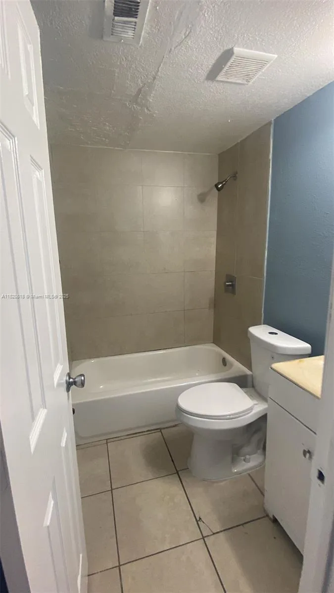 2014 Funston St, Hollywood, FL 33020 photo 5