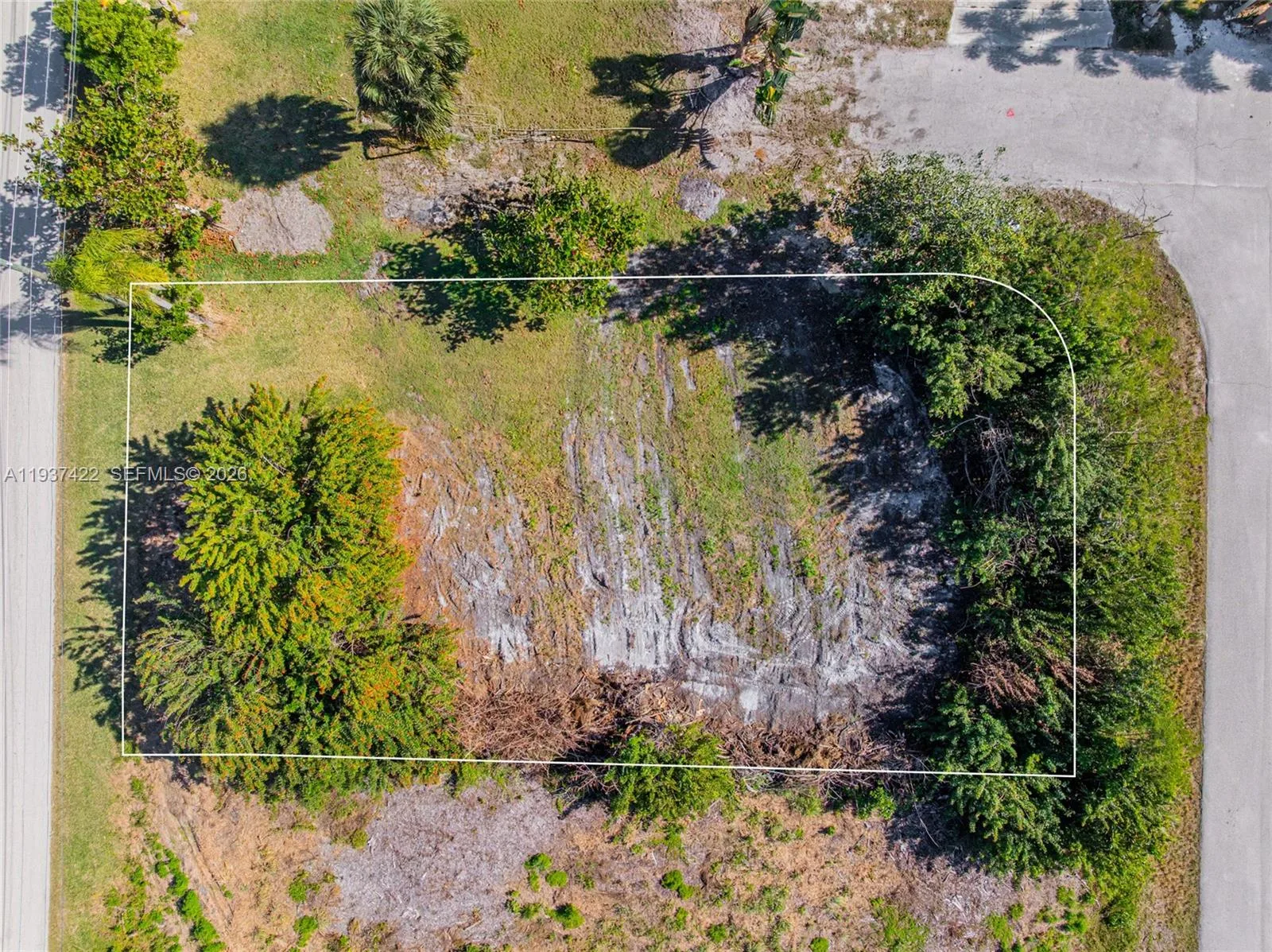 7324 Cobb Rd, Other City - In The State Of Florida, FL 33922 photo 3