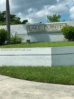 212 Lake Pointe Dr # 307, Oakland Park, FL 33309 photo 10