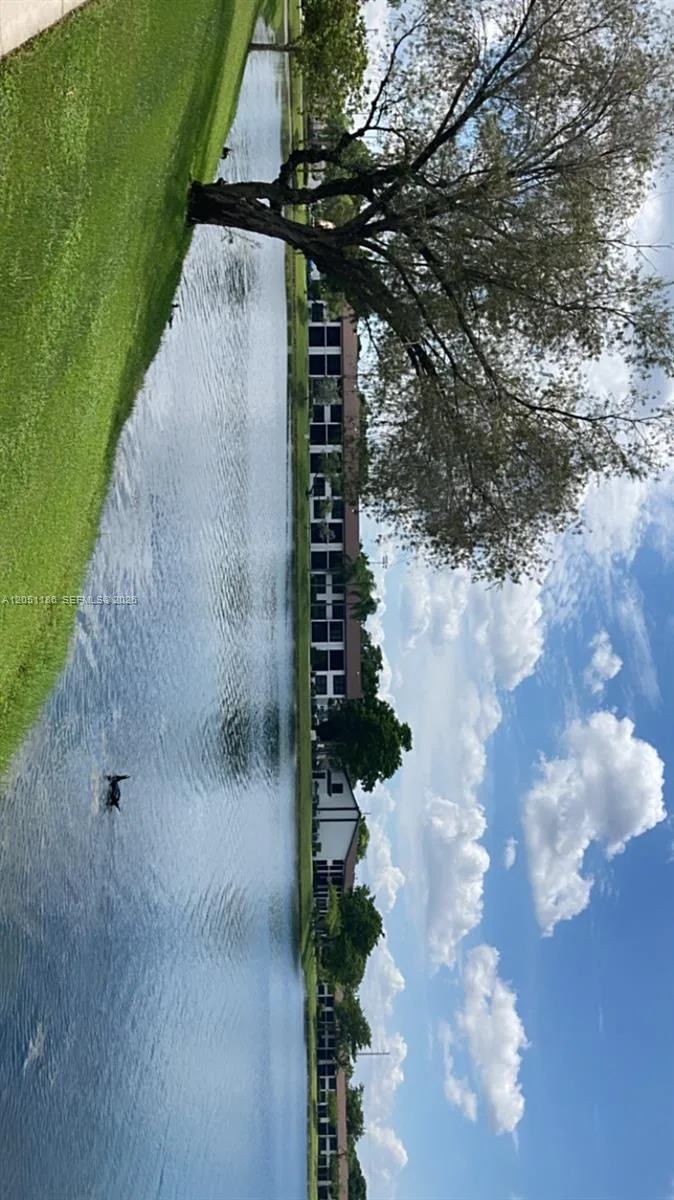 212 Lake Pointe Dr # 307, Oakland Park, FL 33309 photo 12