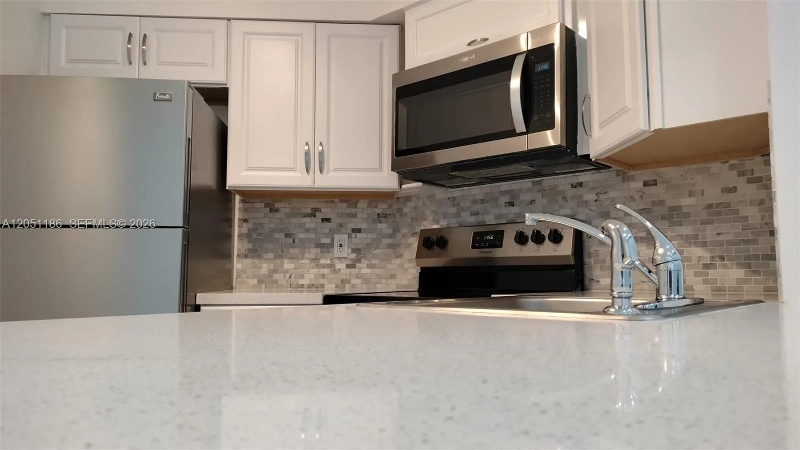 212 Lake Pointe Dr # 307, Oakland Park, FL 33309 photo 2
