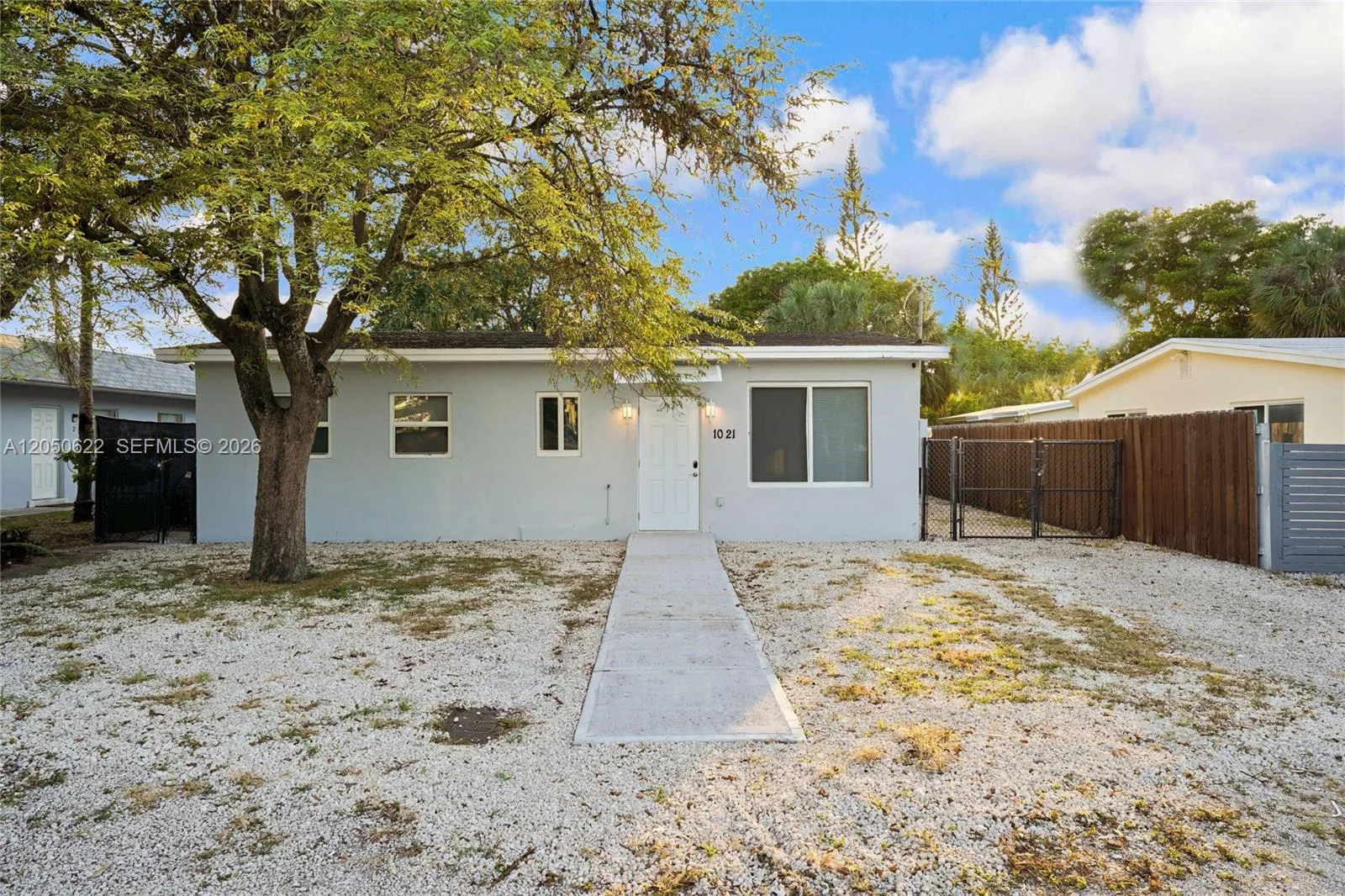 1021 NE 3rd Ave, Fort Lauderdale, FL 33304 photo 3