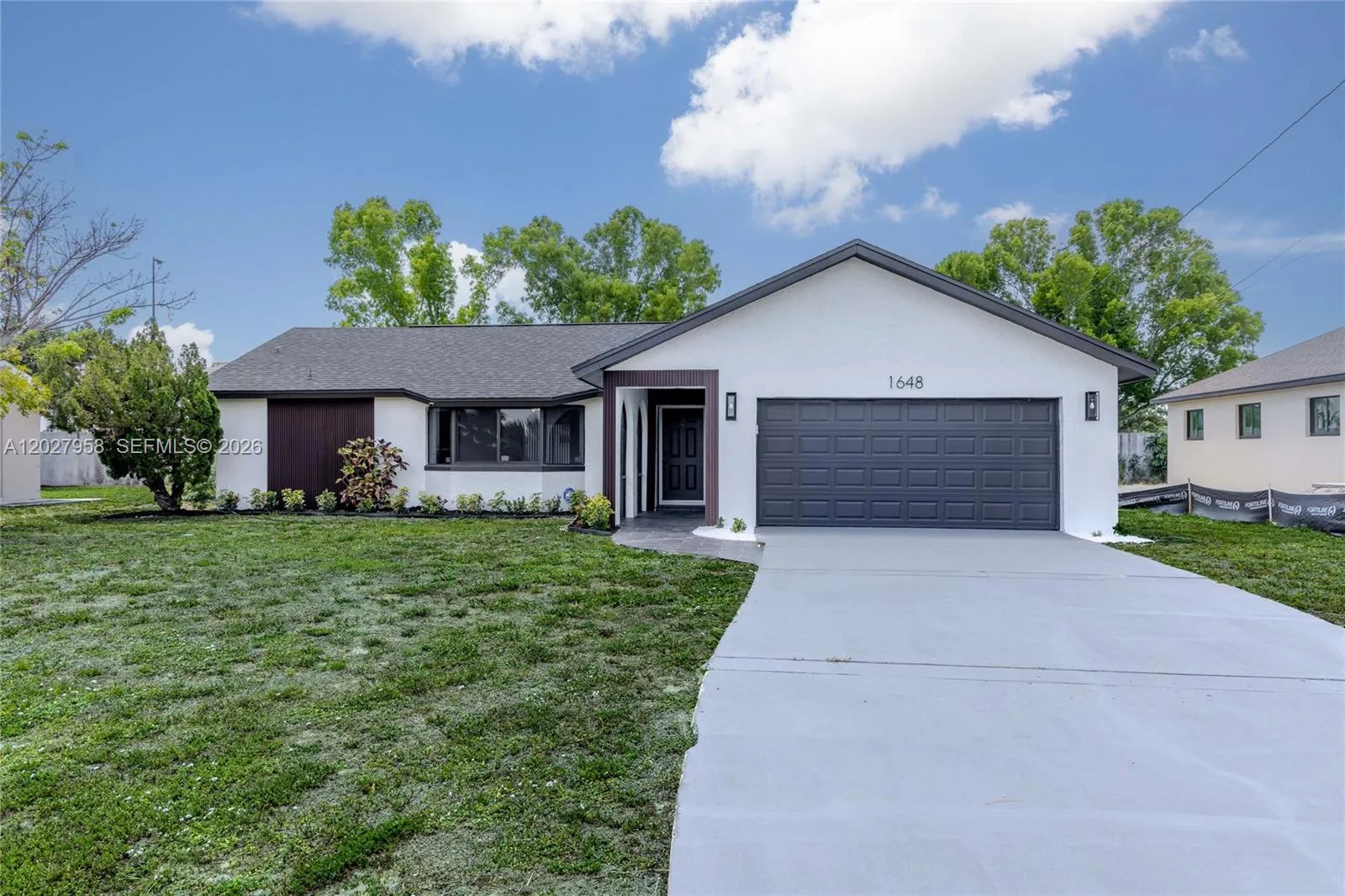 1648 Coral Point Dr, Cape Coral, FL 33990