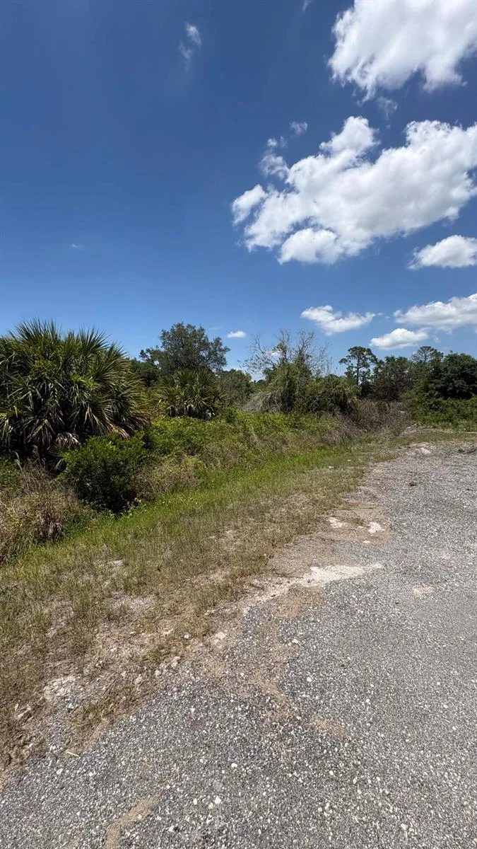210 S Zambria Street, Clewiston, FL 33440 photo 3