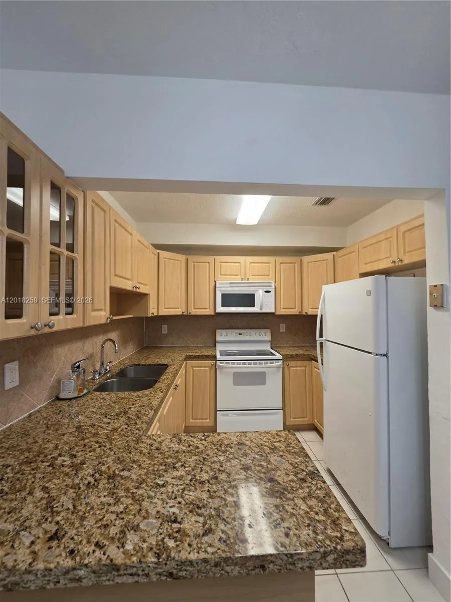 4601 SW 5th St # 0, Miami, FL 33134 photo 12