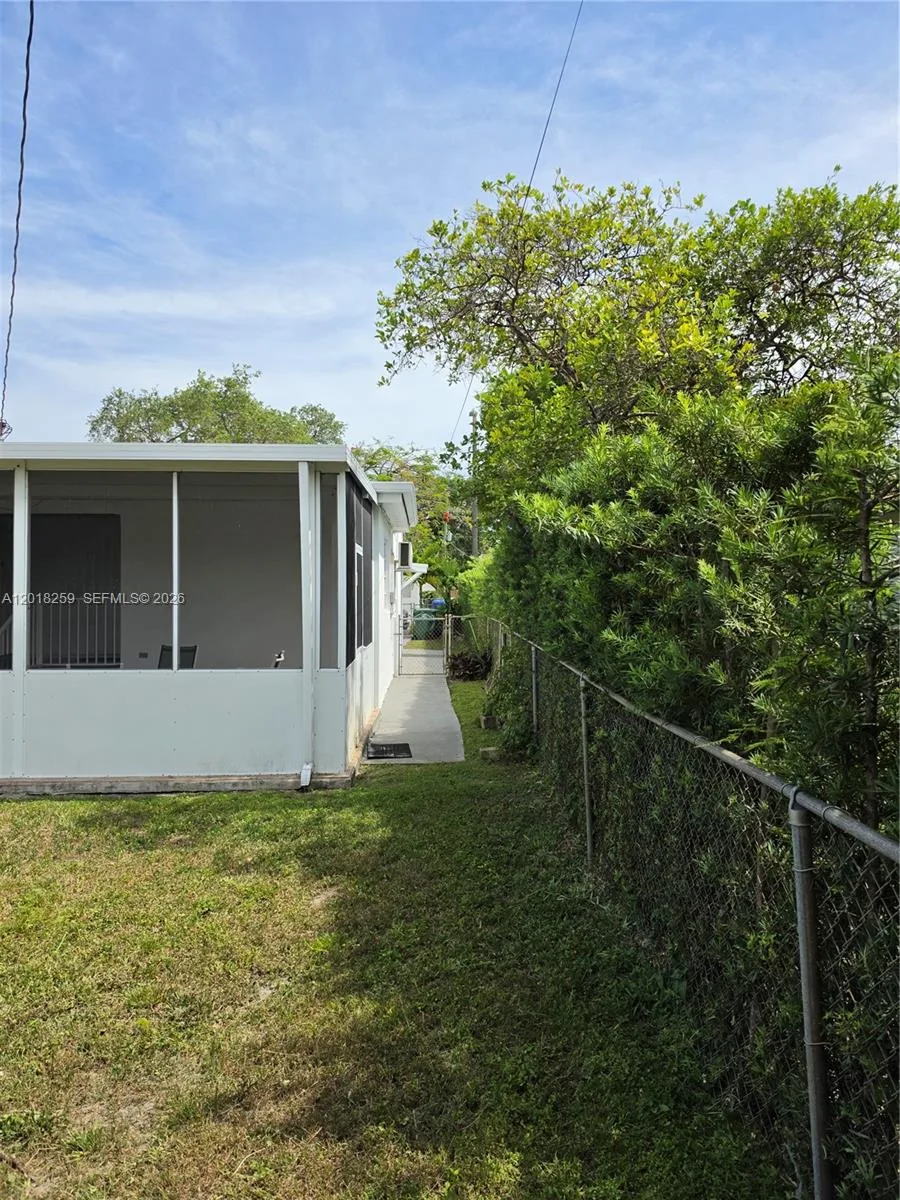 4601 SW 5th St # 0, Miami, FL 33134 photo 5