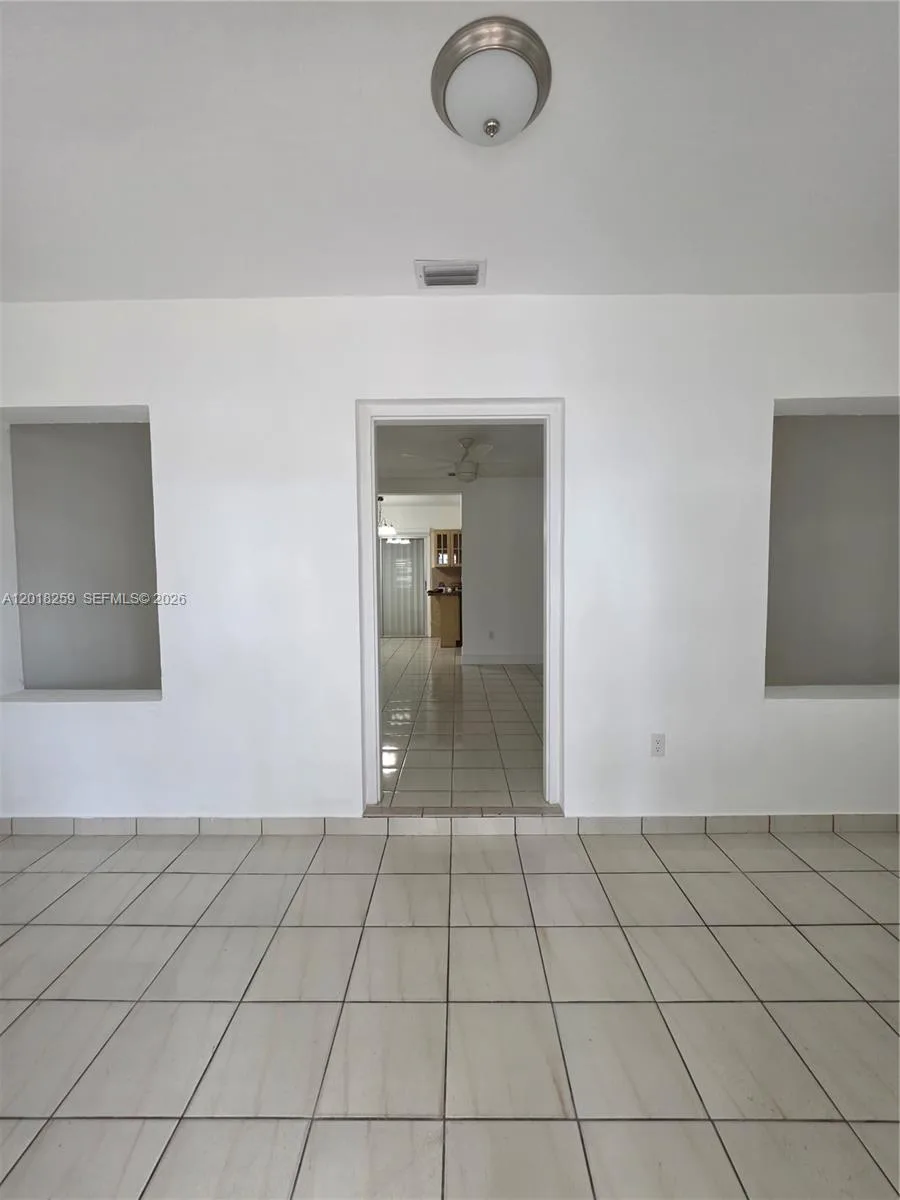 4601 SW 5th St # 0, Miami, FL 33134 photo 9