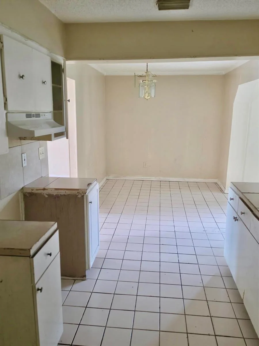 1216 Giller Avenue, Mangonia Park, FL 33407 photo 4