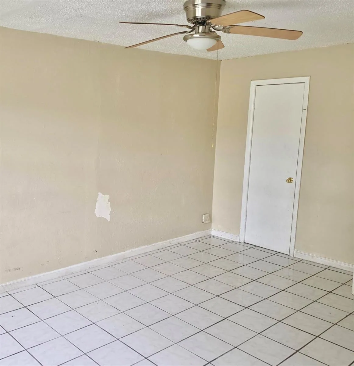 1216 Giller Avenue, Mangonia Park, FL 33407 photo 6
