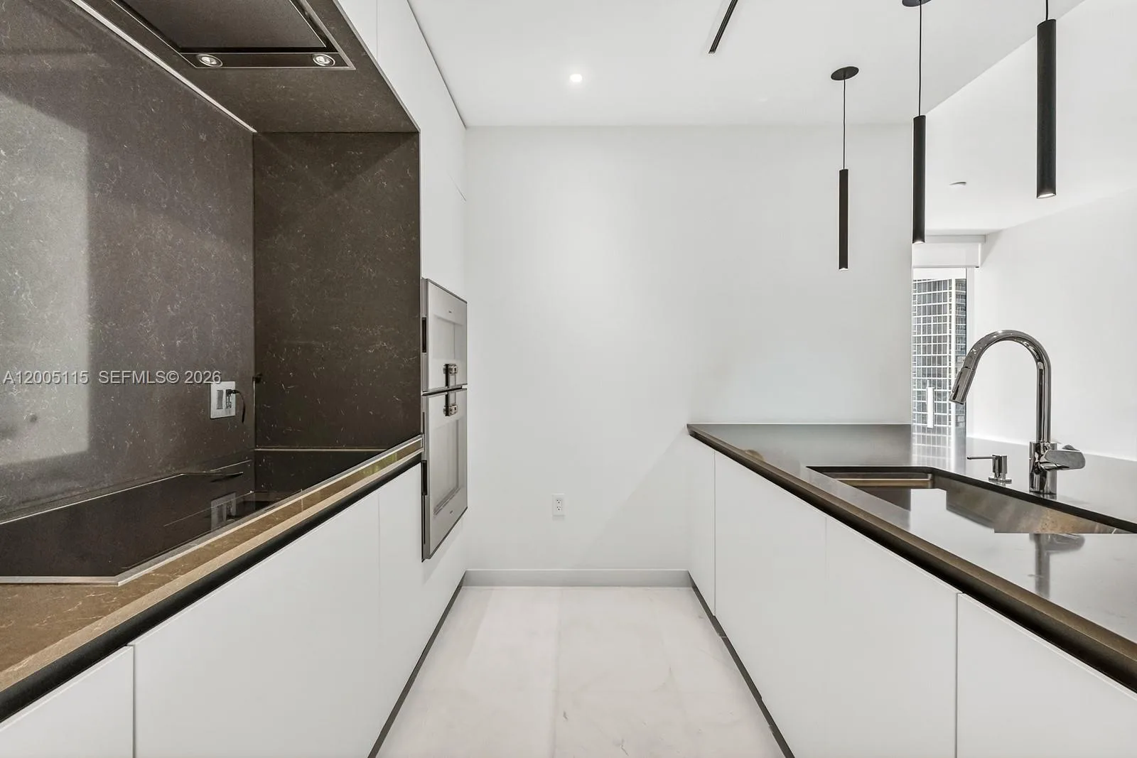 300 Biscayne Blvd Way # 1002, Miami, FL 33131 photo 3