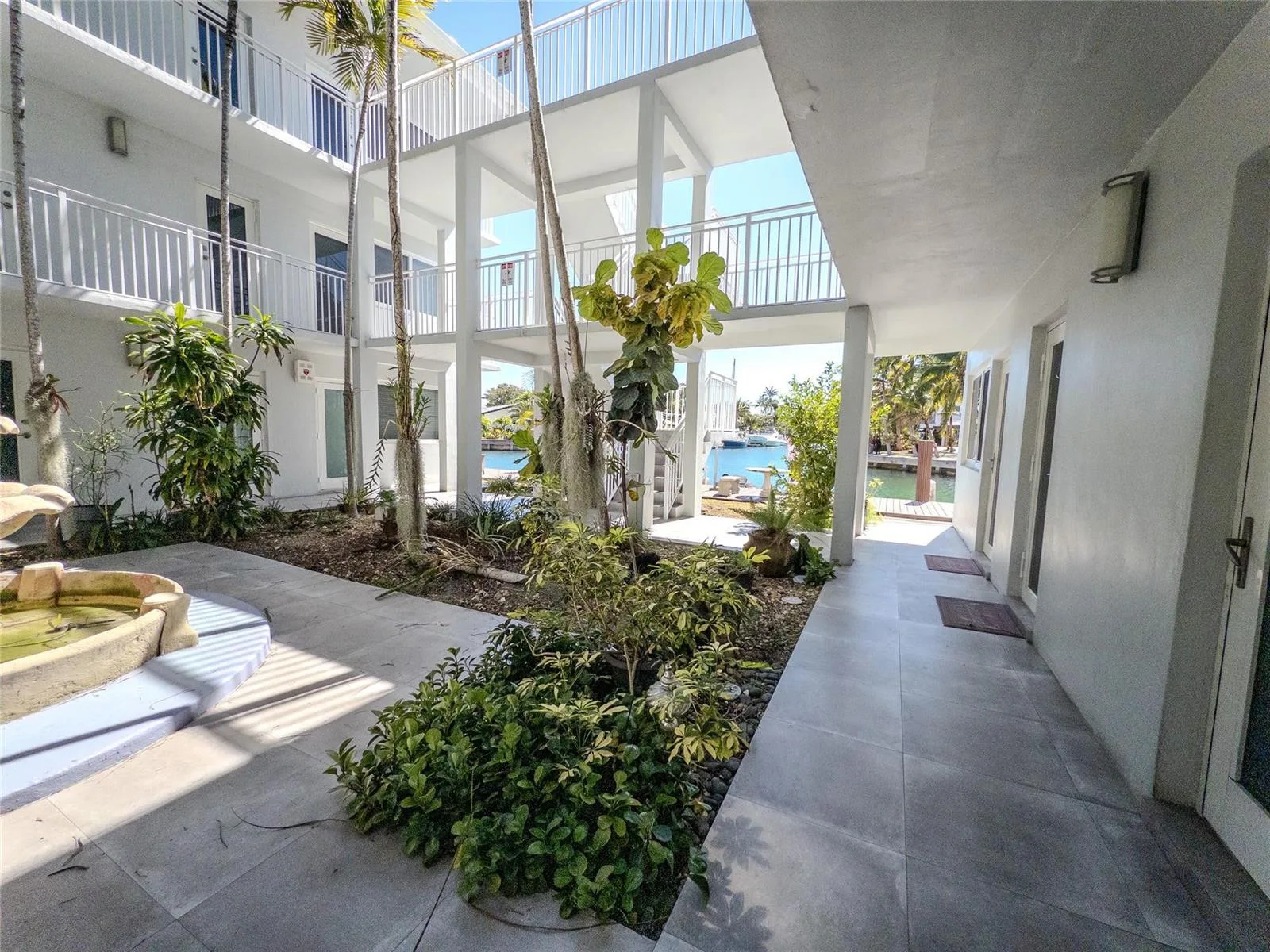 2430 NE 135th Street # 302, North Miami, FL 33181
