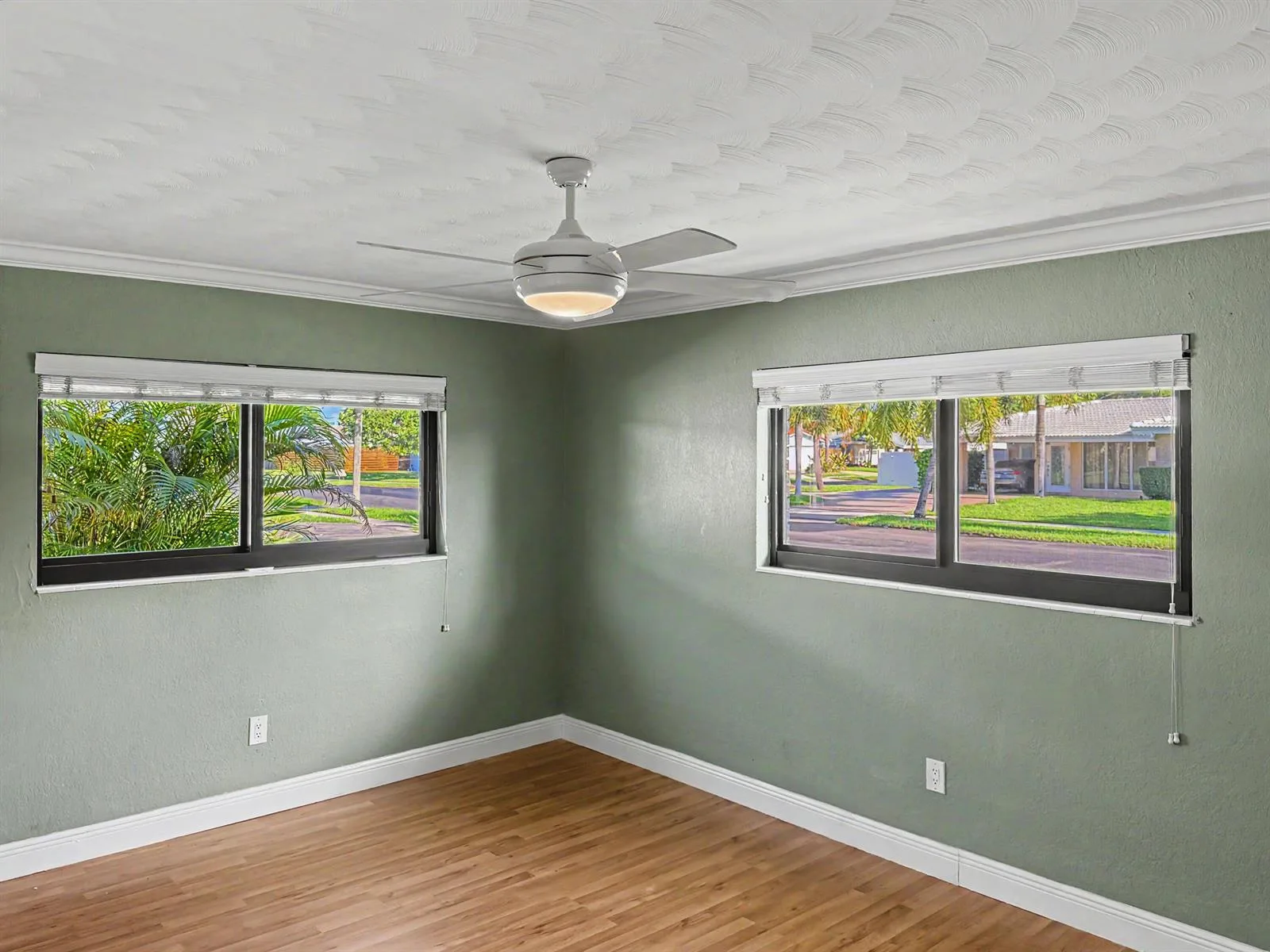 150 SE 5th Court, Pompano Beach, FL 33060 photo 12