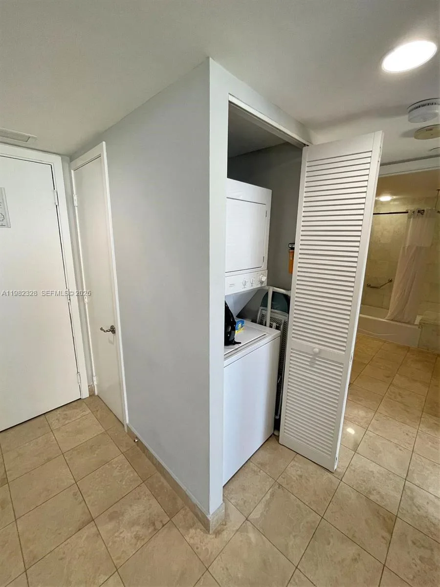 18683 COLLINS AV # 1206, Sunny Isles Beach, FL 33160 photo 12