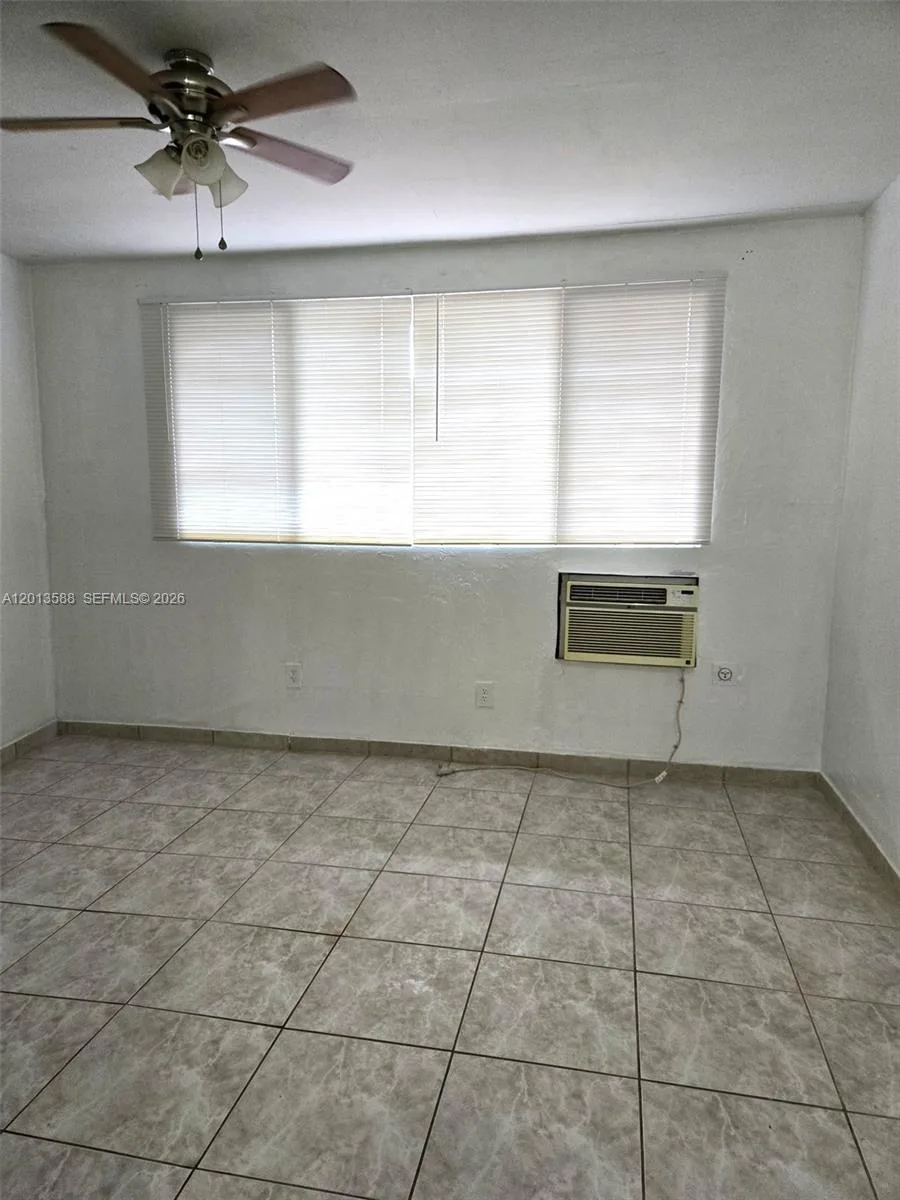 4610 SW 40th St # 1, West Park, FL 33023 photo 4
