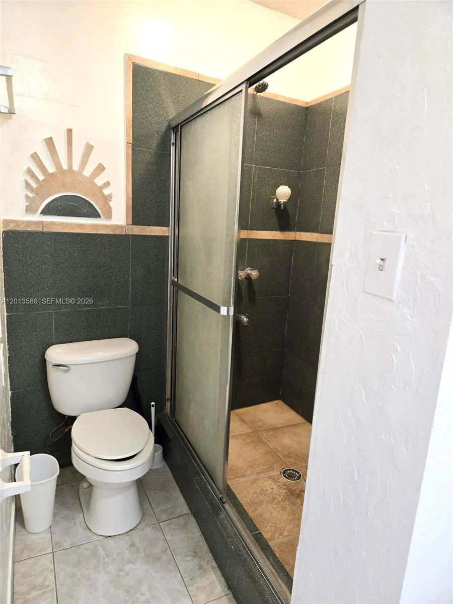 4610 SW 40th St # 1, West Park, FL 33023 photo 6