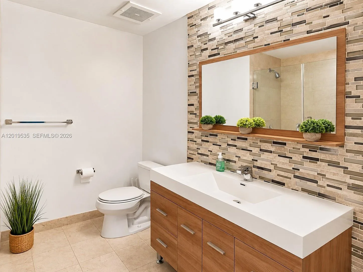1050 Brickell Ave # 410, Miami, FL 33131 photo 7