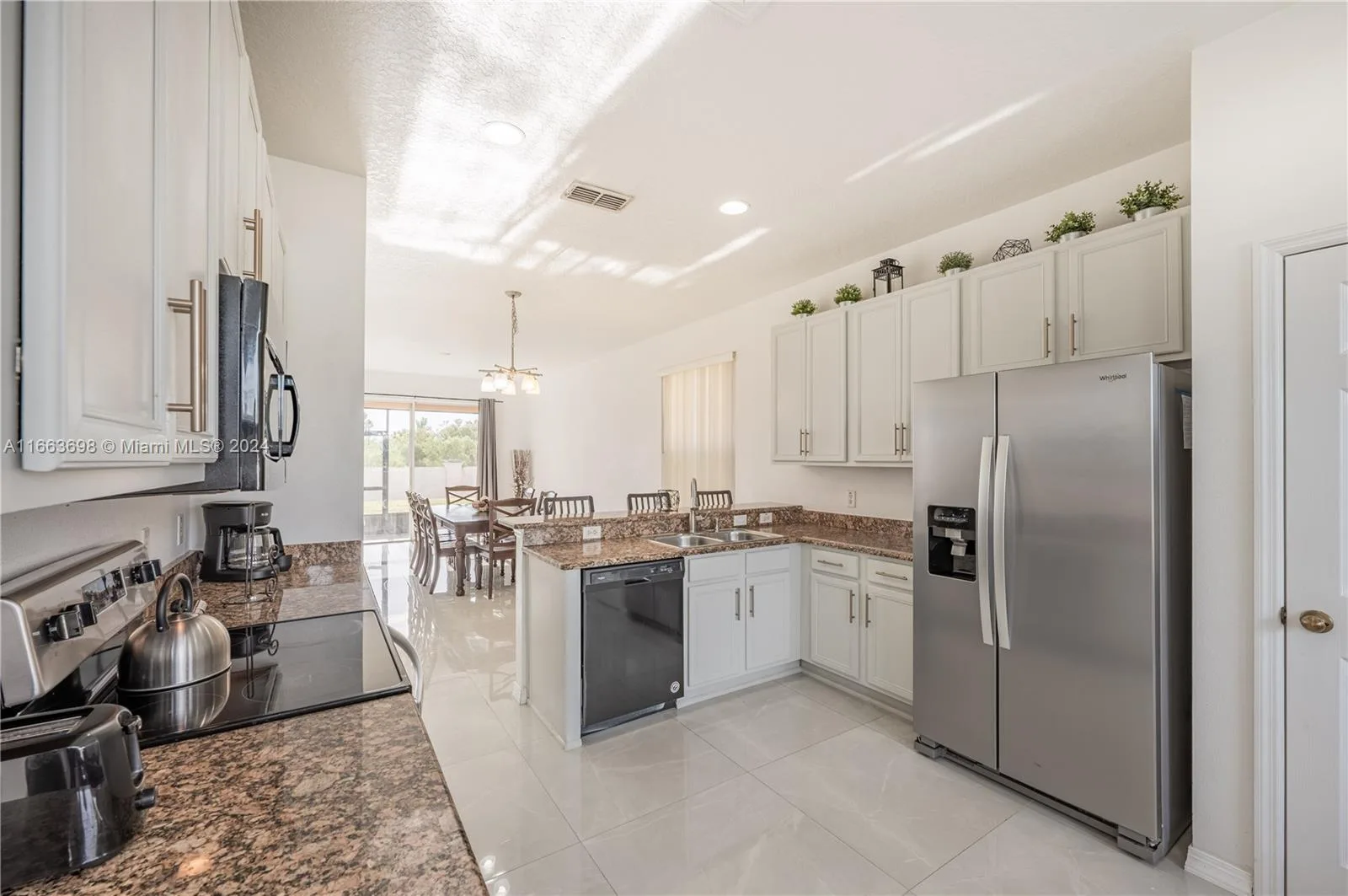 1073 TOURMALINE DR, Kissimmee, FL 34746 photo 5