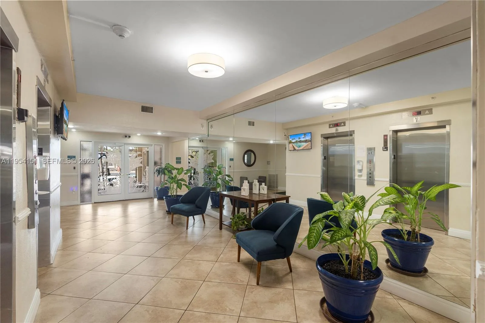 2350 NE 135th St # 1202, North Miami, FL 33181 — zdjęcie 5