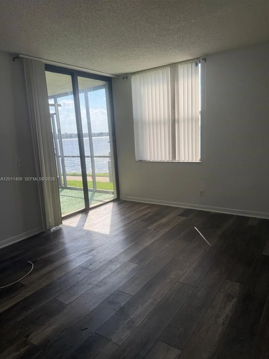 109 Lake Emerald Dr # 102, Oakland Park, FL 33309 photo 11