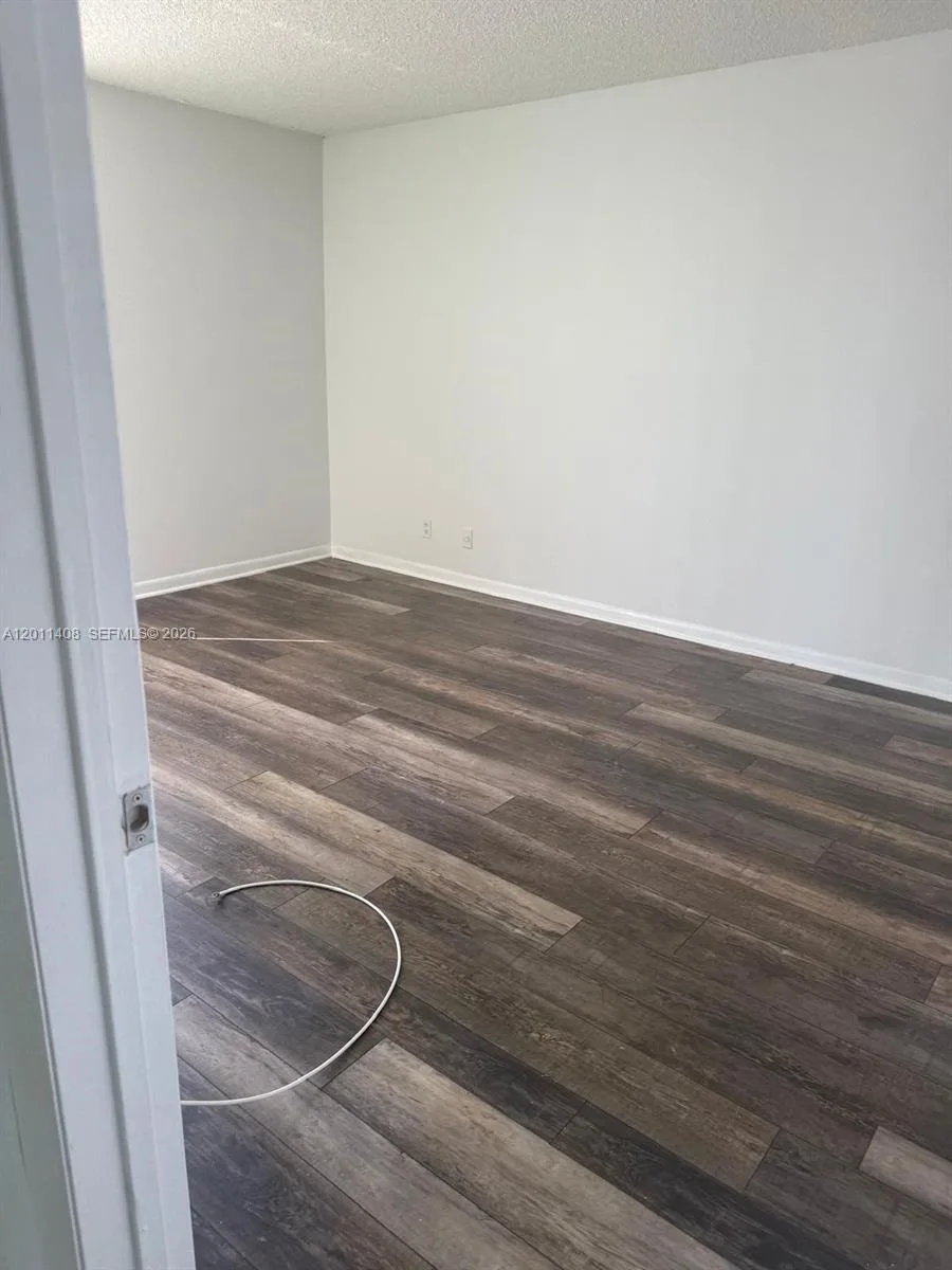 109 Lake Emerald Dr # 102, Oakland Park, FL 33309 photo 12