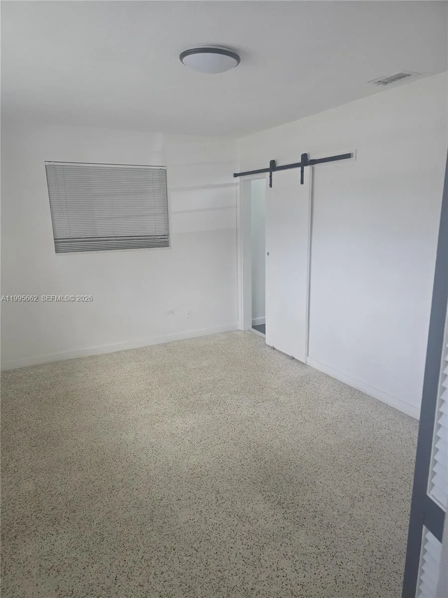 9725 SW 15th St, Miami, FL 33174 photo 4