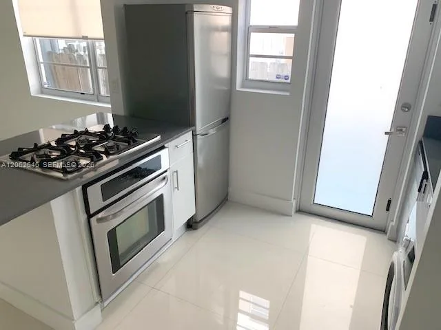 1604 Drexel Ave # 109, Miami Beach, FL 33139 photo 4
