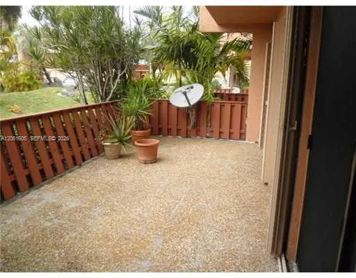 8905 NW 28th Dr # 13, Coral Springs, FL 33065 photo 4