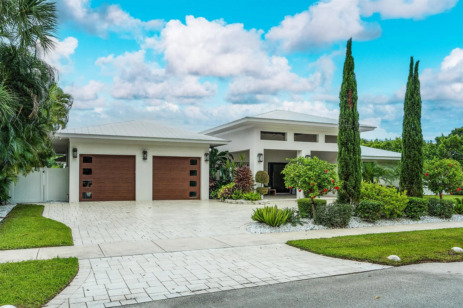 1117 Lake Drive, Delray Beach, FL 33444 photo 3