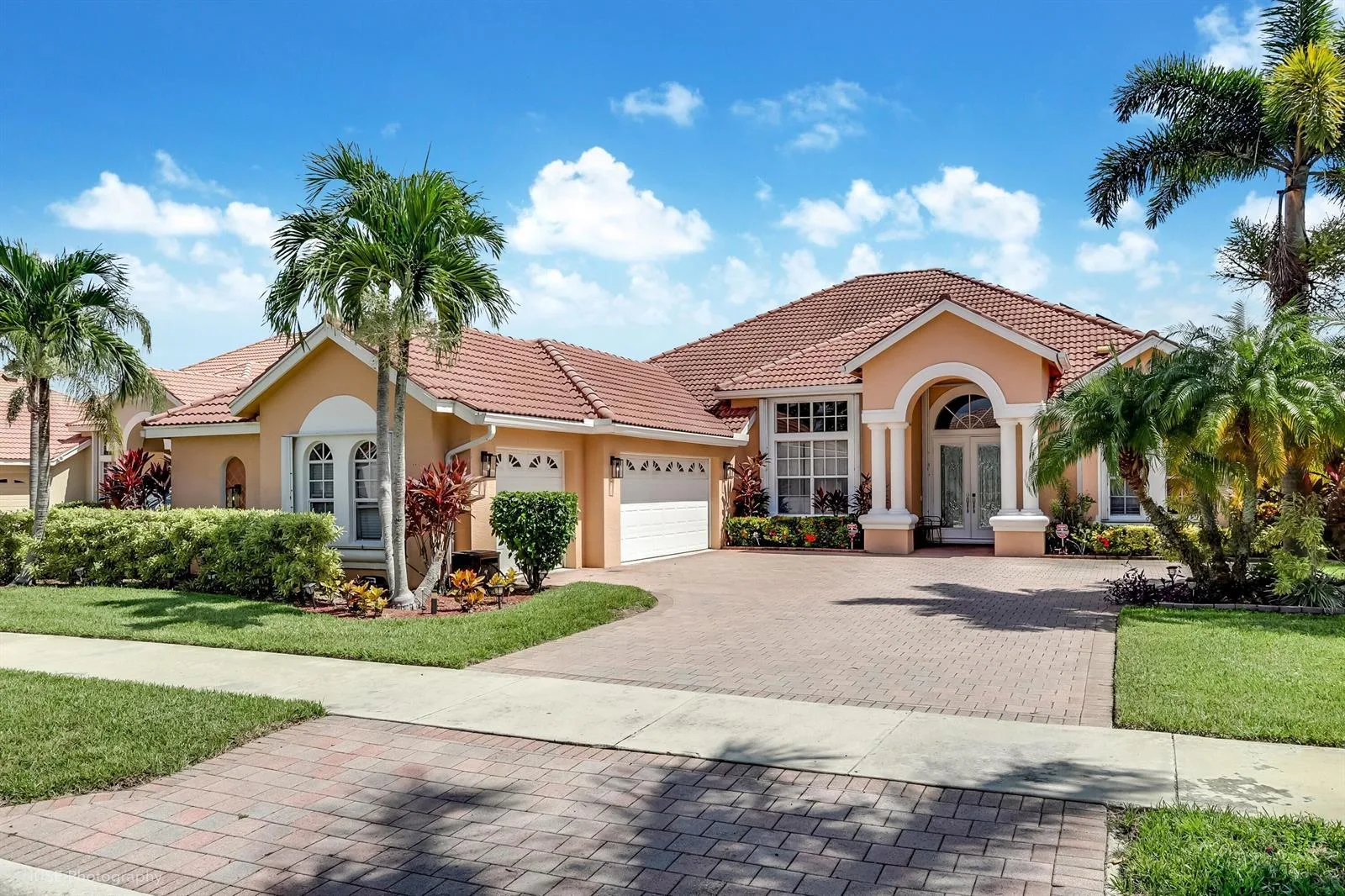 780 SW Marsh Harbor Bay, Port St. Lucie, FL 34986