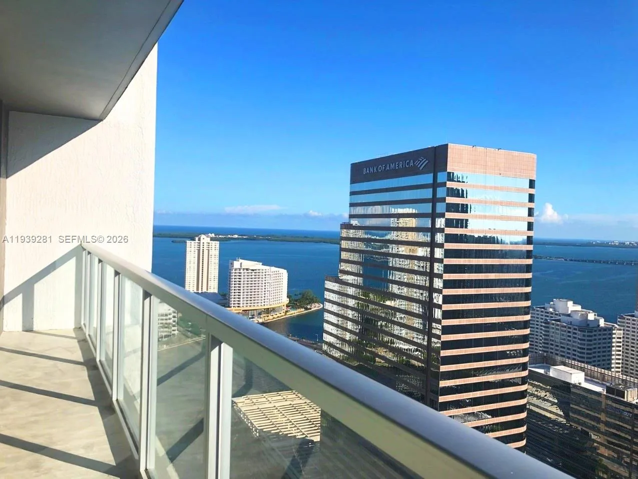 500 Brickell Ave # 3908, Miami, FL 33131